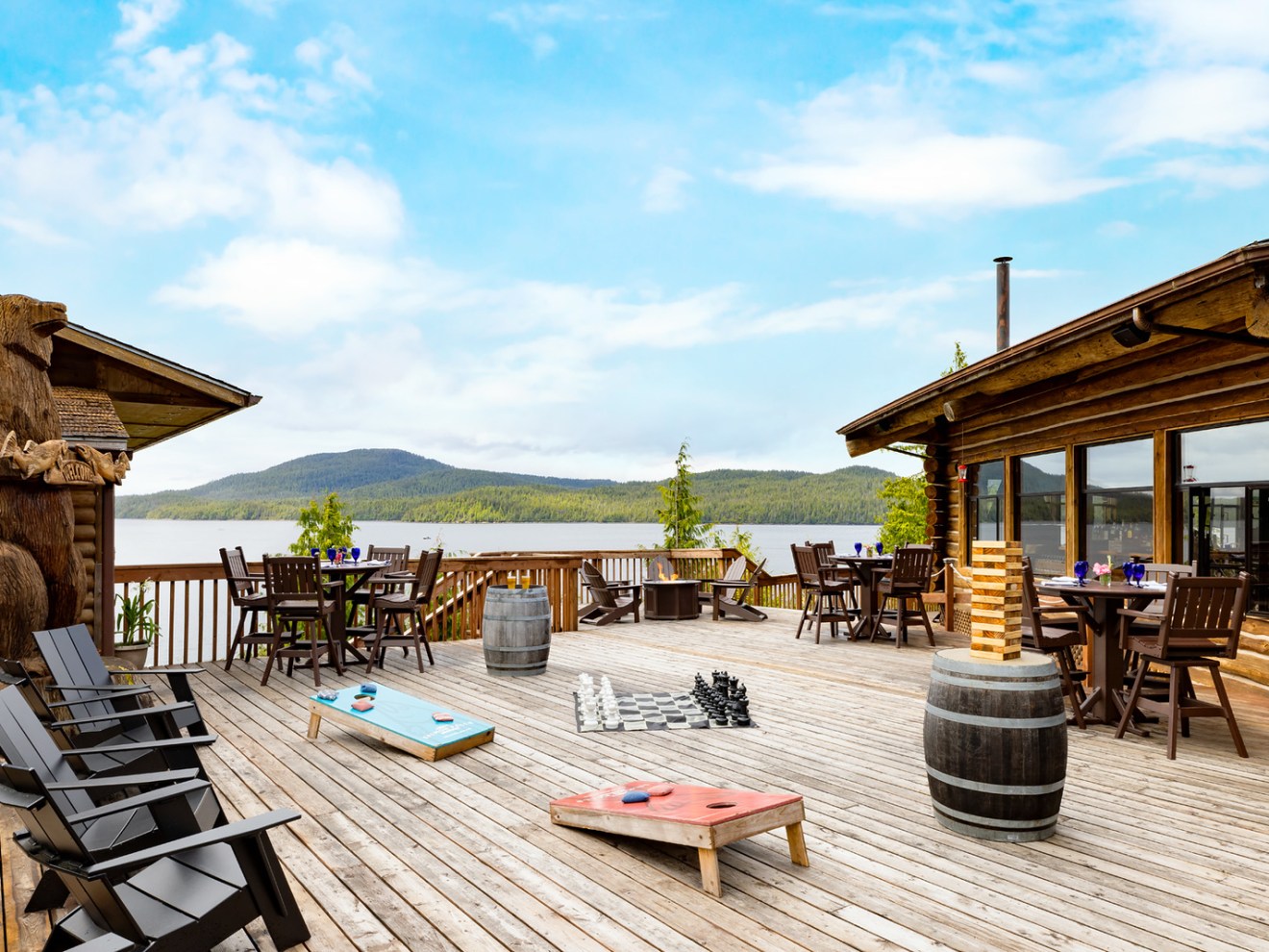 Salmon Falls Resort. Alaska Marine Fast Boat Adventure